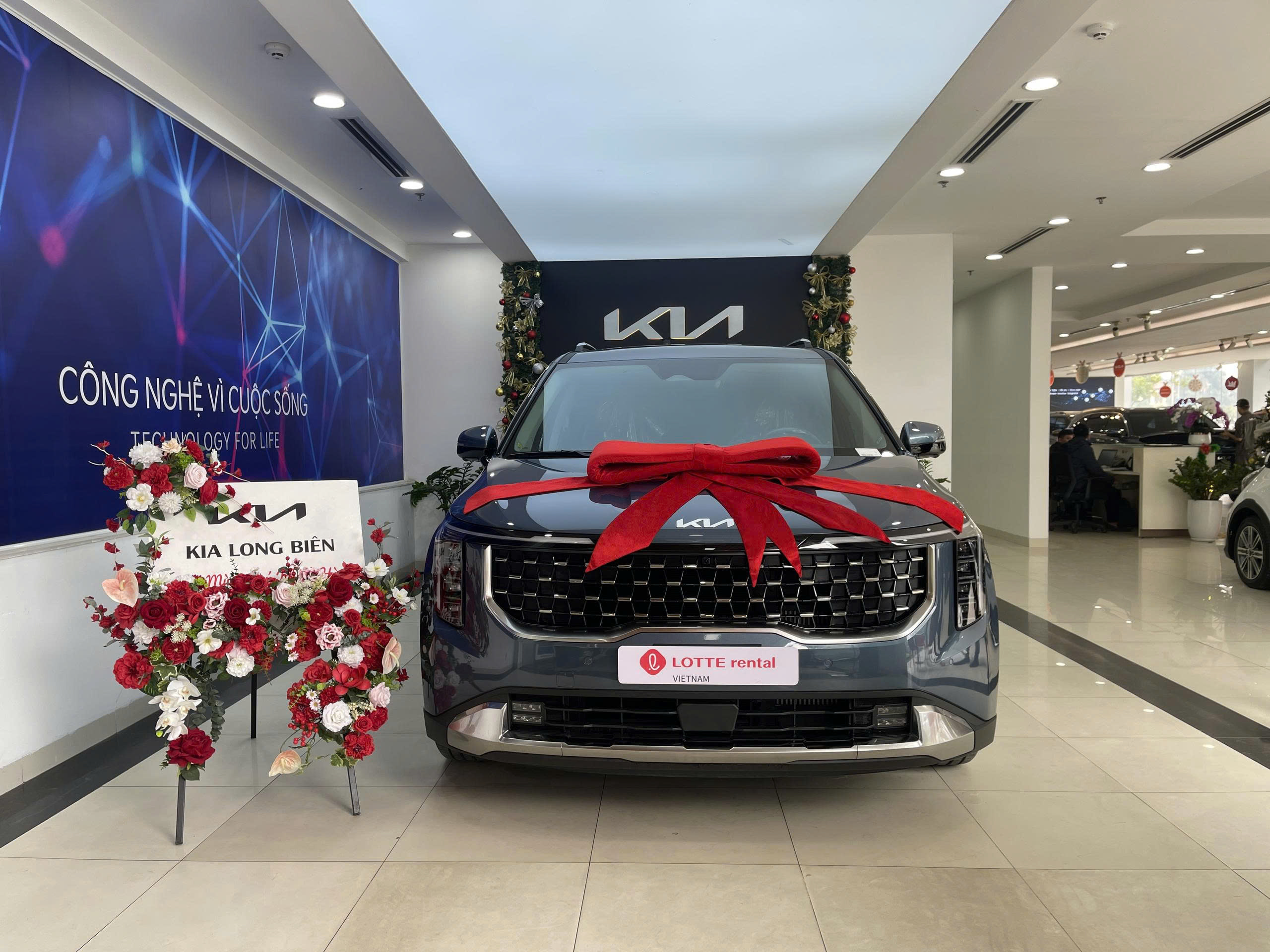 Xe cho thuê dài hạn mới của Lotte Rental được gia đình lựa chọn - Kia Carnival 9 chỗ